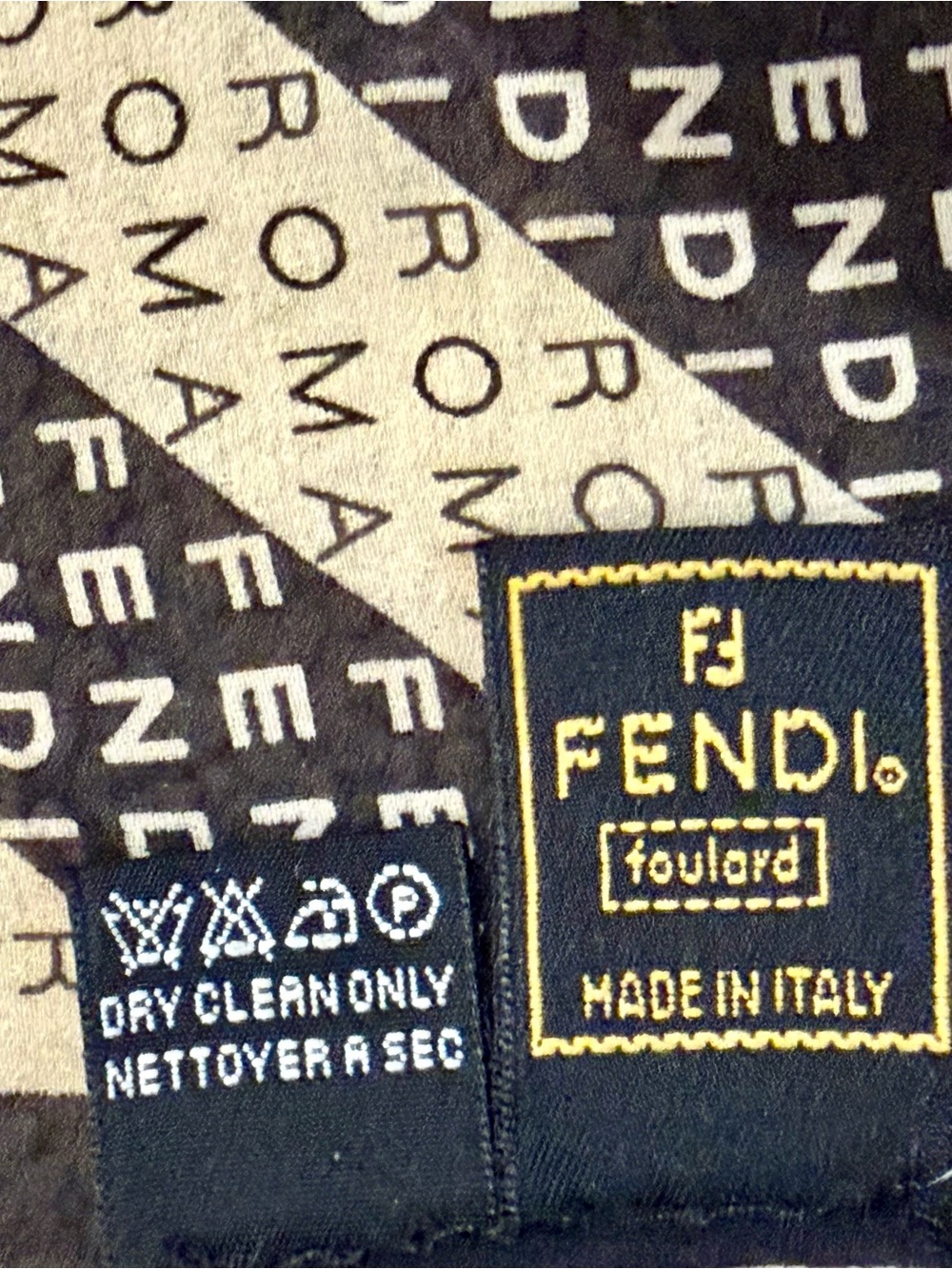 FENDI scarf 100% silk authentic made in Italy